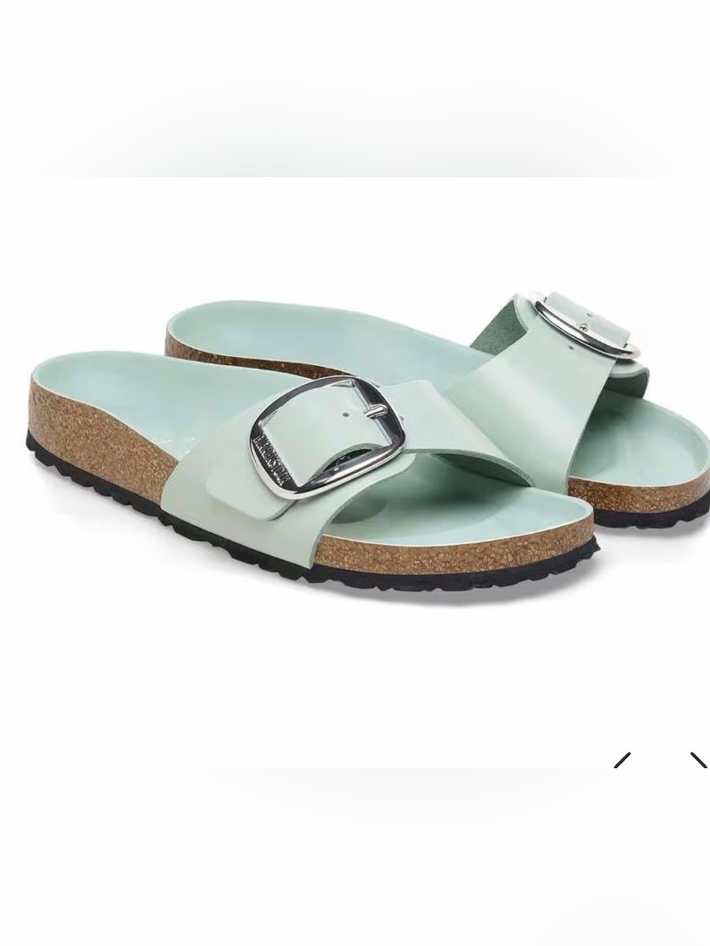 Birkenstock Madrid Big Buckle
Natural Leather Patent High-Shine Surf Green